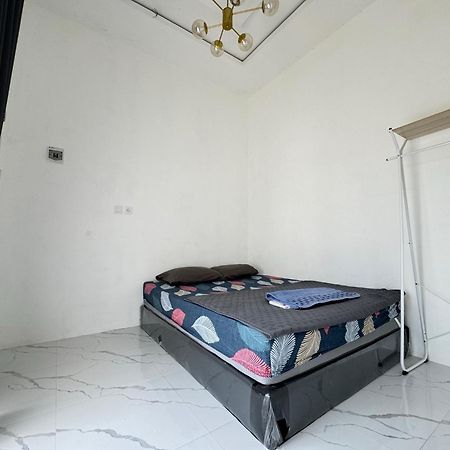 بادانج Mila Homestay المظهر الخارجي الصورة